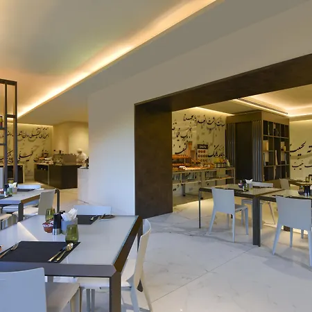 Voco Doha West Bay Suites By Ihg-3